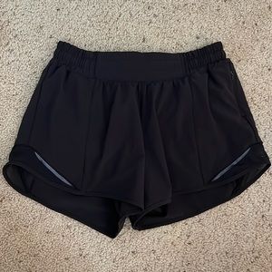 Lululemon Black Hotty Hots